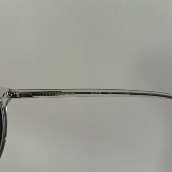 Aeropostale Prescription Sunglasses - Picture 4 of 4